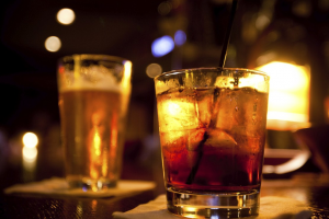 Как рестораны Якутска обходят алкогольный запрет?